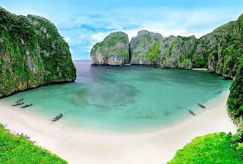 Day 02 : Phuket - Phi Phi Island tour