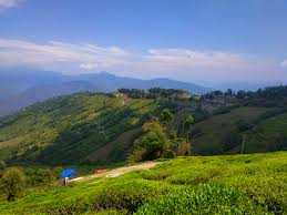 Day 01 : ARRIVAL − DARJEELING